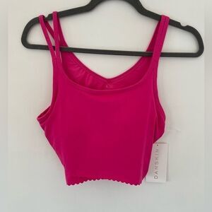 NWT Danskin Scallop  Hem Thin Double Strap   Crop Tank Luminous Pink  Sz S